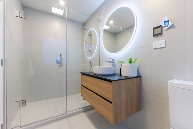 Photo of property in 17 Pakirikiri Street, Long Bay, Auckland, 0630