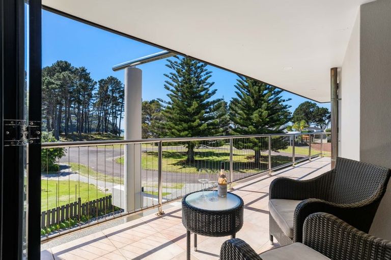 Photo of property in 6 Vista Paku, Pauanui, Hikuai, 3579