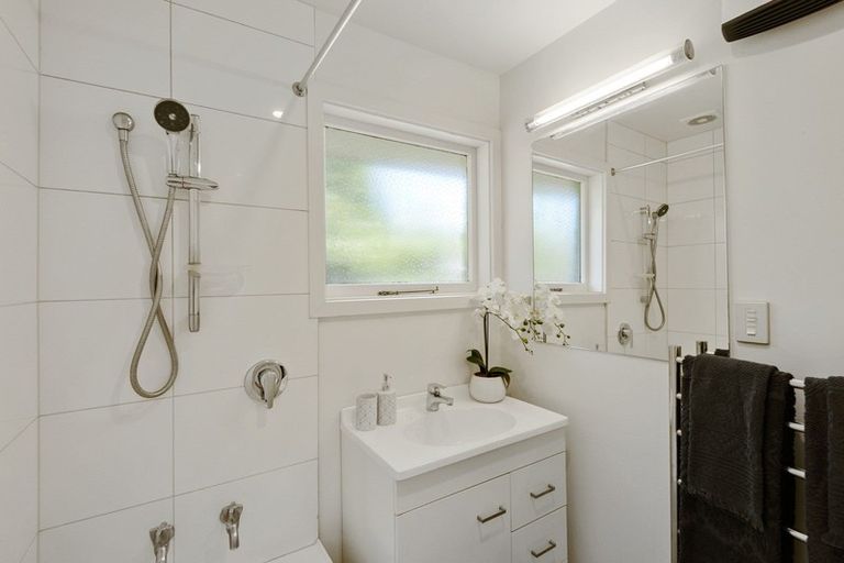 Photo of property in 28 Teesdale Street, Burnside, Christchurch, 8053