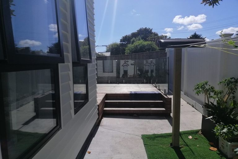Photo of property in 43a Aranui Road, Mount Wellington, Auckland, 1060