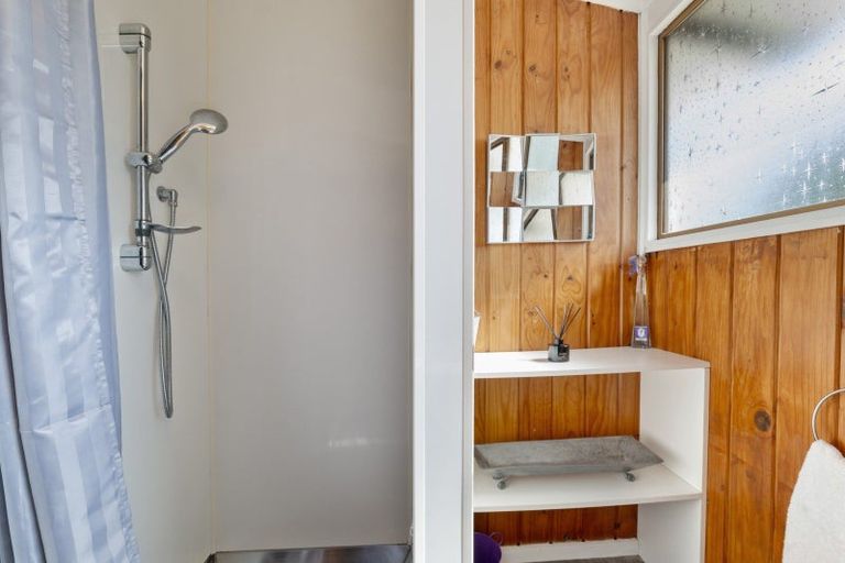 Photo of property in 14 Walsh Road, Westown, New Plymouth, 4310