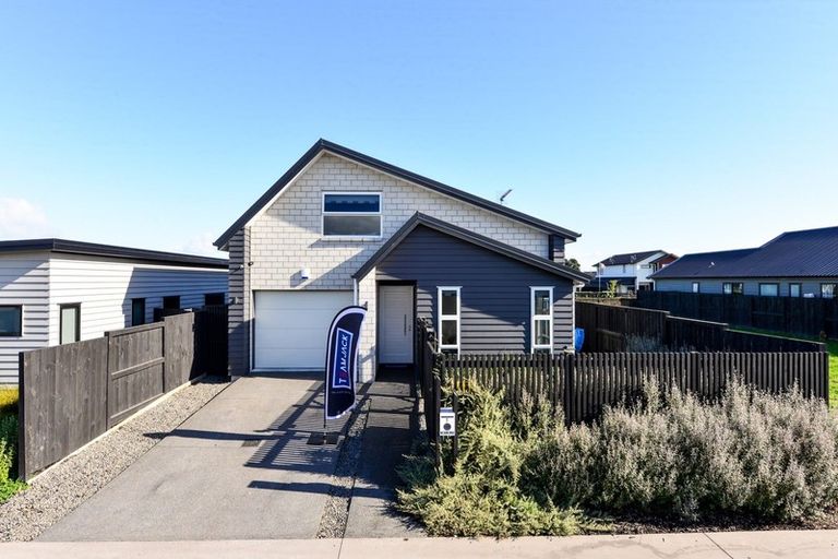 Photo of property in 7 Lavinias Way, Chartwell, Hamilton, 3210