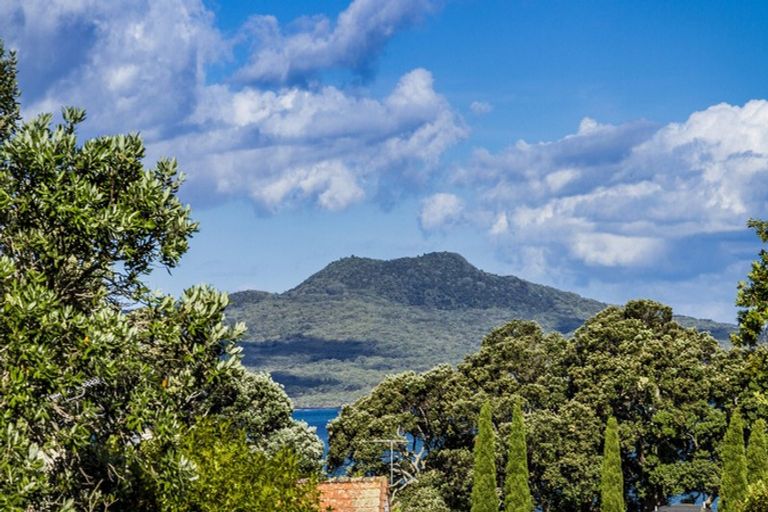 Photo of property in 209 Hurstmere Road, Takapuna, Auckland, 0622