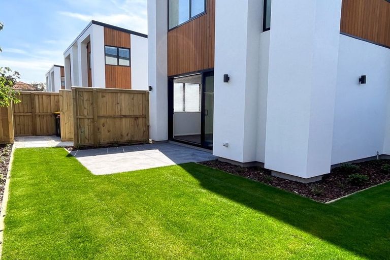 Photo of property in 5/14 Crohane Place, Addington, Christchurch, 8024