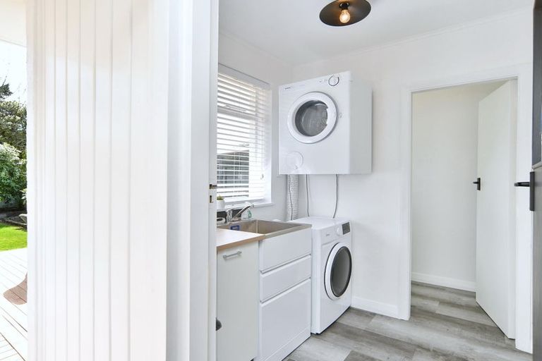 Photo of property in 7 Barclay Place, Burwood, Christchurch, 8061