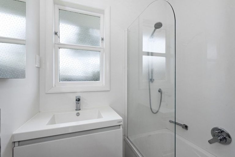 Photo of property in 7 Gerrand Place, Chedworth, Hamilton, 3210