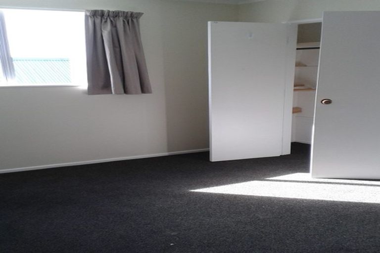 Photo of property in 90 Cunliffe Street, Churton Park, Wellington, 6037