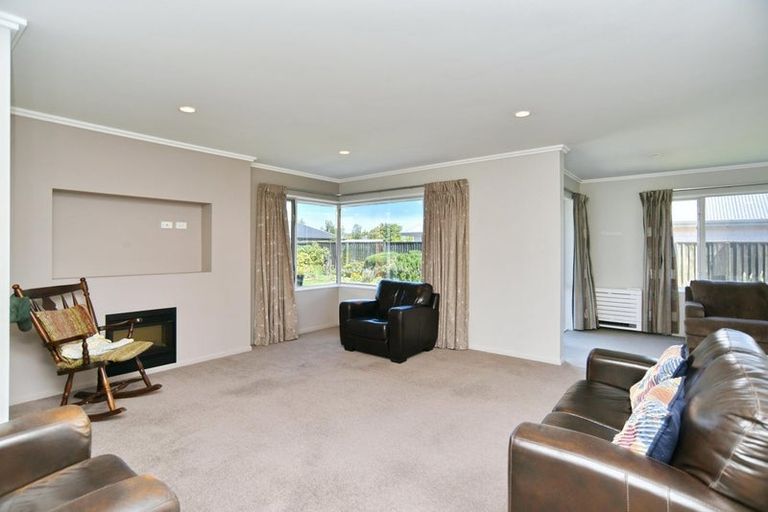 Photo of property in 15 Sycamore Close, Rangiora, 7400