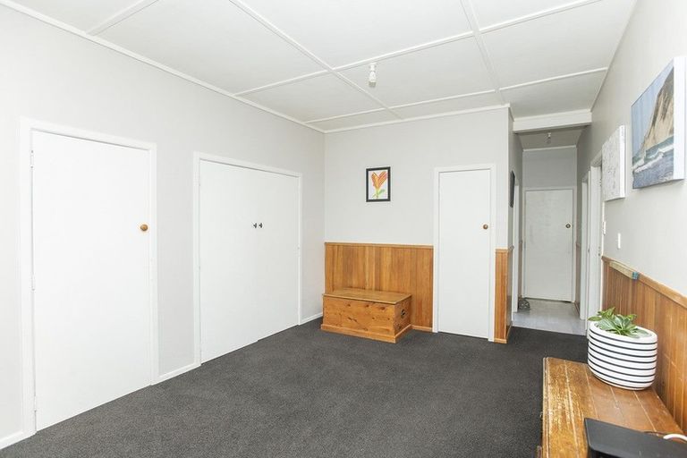 Photo of property in 42 Whitmore Road, Ormond, Gisborne, 4071