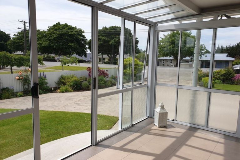 Photo of property in 412 Great North Road, Winton, 9720