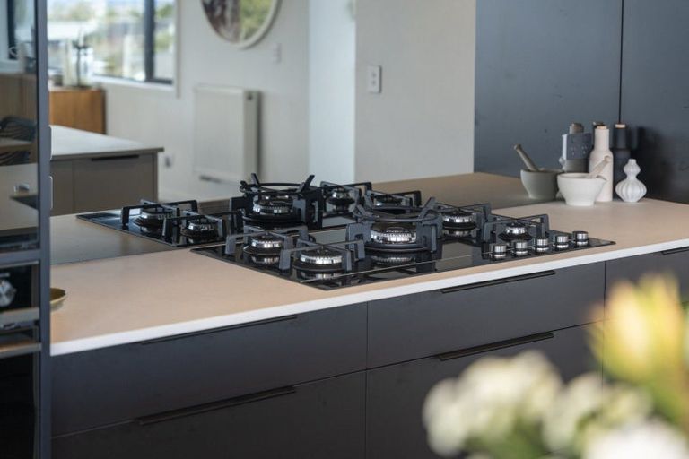 Photo of property in 21 Coprosma Crescent, Waipahihi, Taupo, 3330