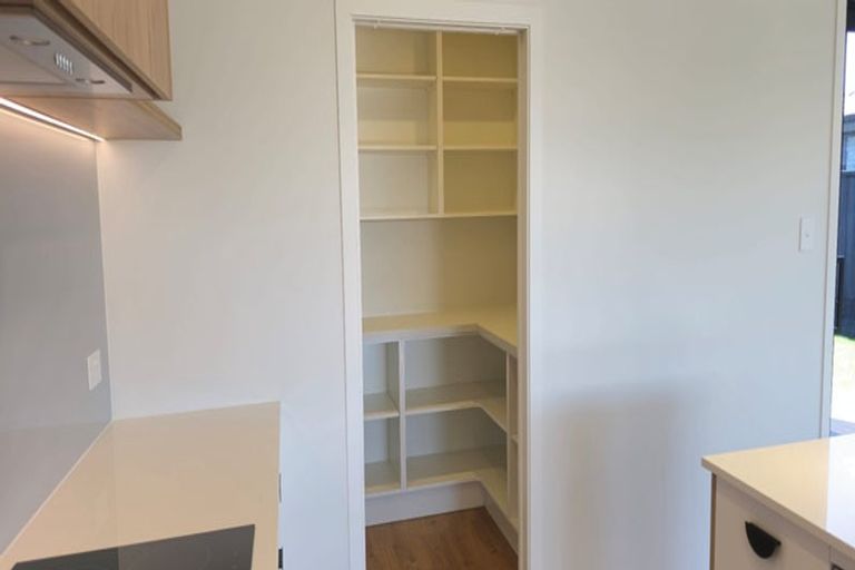 Photo of property in 10 Inch Crescent, Rangiora, 7400