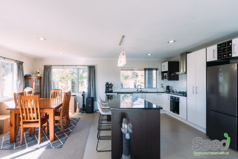 Photo of property in 6 Castleton Way, Flagstaff, Hamilton, 3210