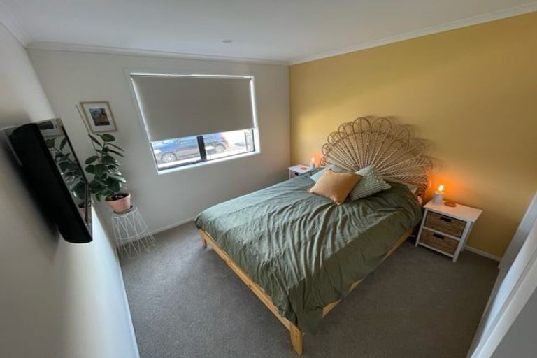 Photo of property in 2 Tiria Drive, Papamoa Beach, Papamoa, 3118