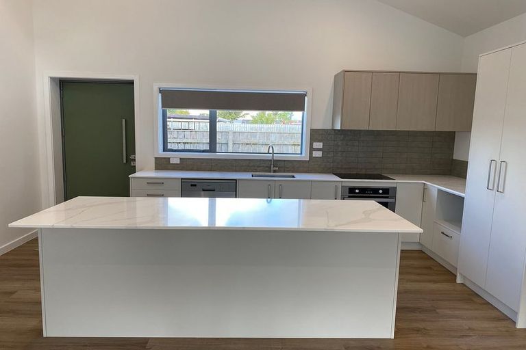Photo of property in 16 Martin Street, Palmerston North, 4414