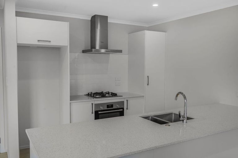 Photo of property in 75 Waruhia Crescent, Rototuna North, 3281