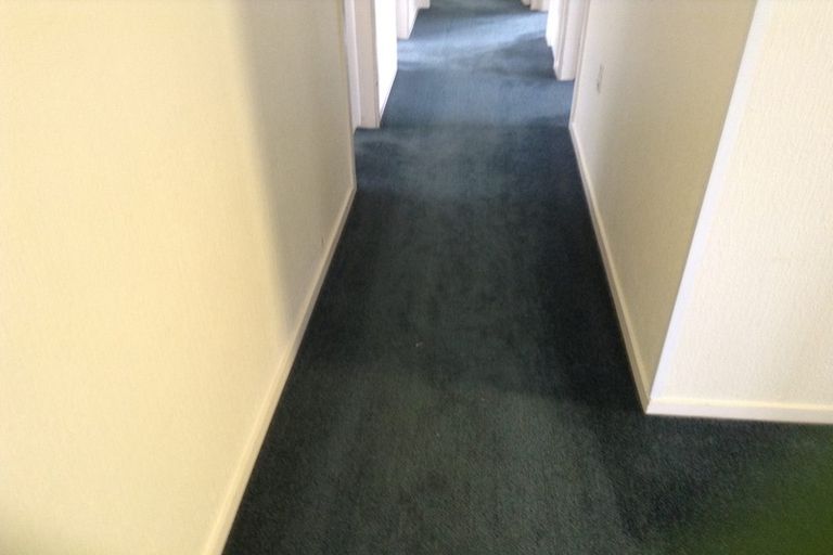 Photo of property in 30 Waipounamu Drive, Kelson, Lower Hutt, 5010