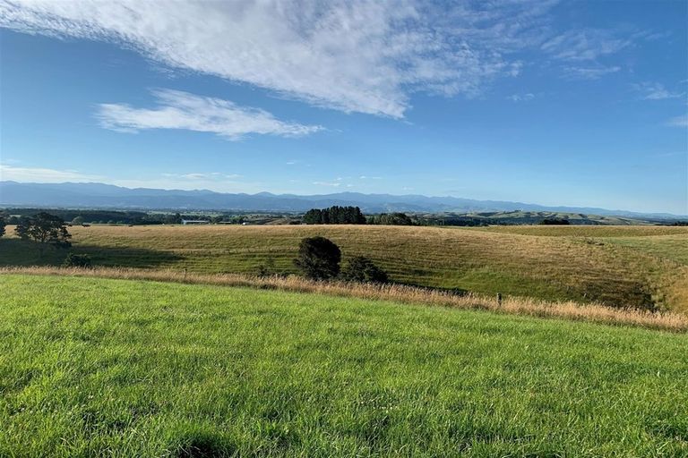 Photo of property in 261 Millars Road, Longbush, 5792