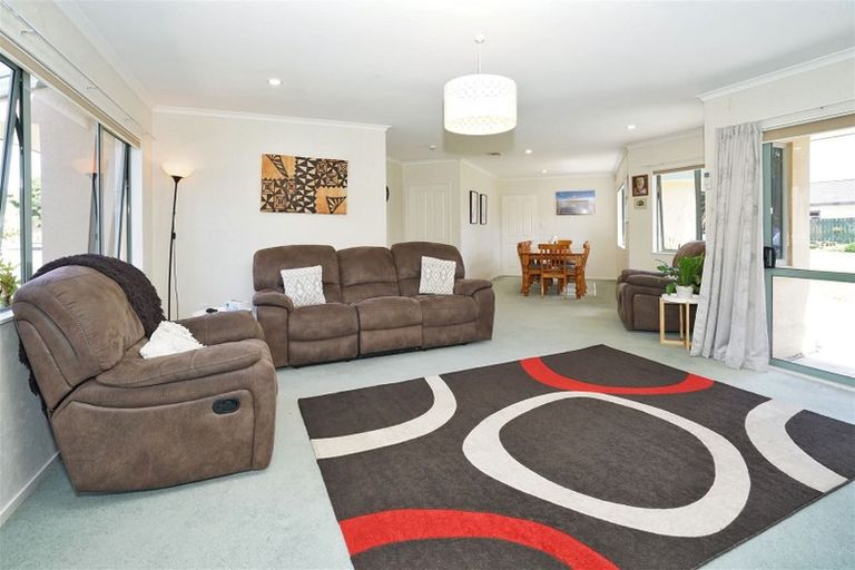 Photo of property in 48 Spinnaker Drive, Flagstaff, Hamilton, 3210