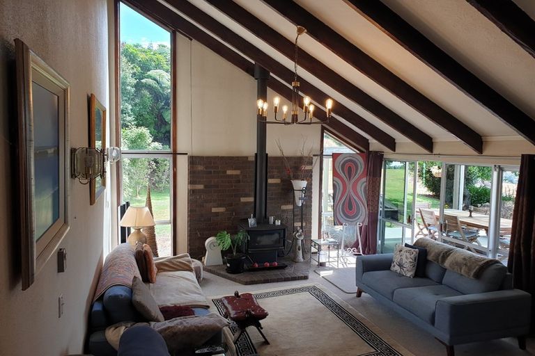 Photo of property in 72 Mountain Road, Western Heights, Rotorua, 3015