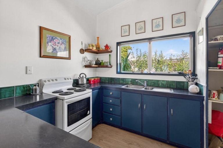 Photo of property in 21 Jonathon Street, Brookfield, Tauranga, 3110