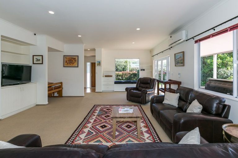 Photo of property in 31 Airini Road, Waimarama, Havelock North, 4294