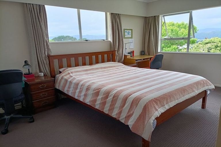 Photo of property in 7 Stanhope Grove, Korokoro, Lower Hutt, 5012