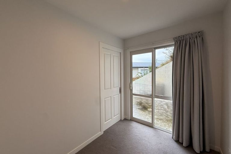 Photo of property in 4e Harmans Road, Lyttelton, 8082