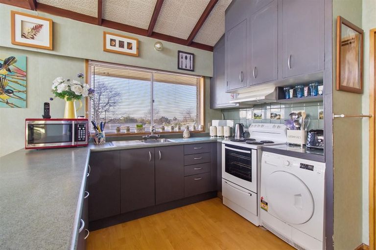 Photo of property in 11 Exeter Street, Waimate, 7924