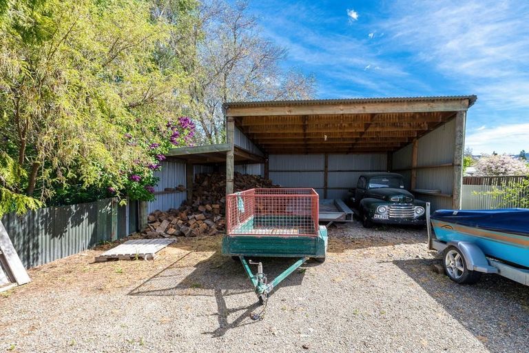 Photo of property in 6 Exeter Street, Waimate, 7924