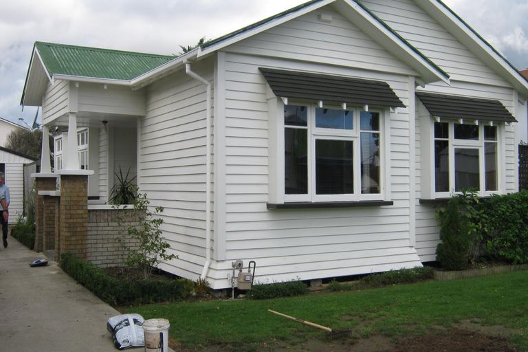 Photo of property in 43 Lyndhurst Street, Takaro, Palmerston North, 4412