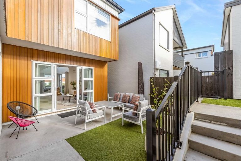 Photo of property in 13 Frances Bryers Road, Hobsonville, Auckland, 0616