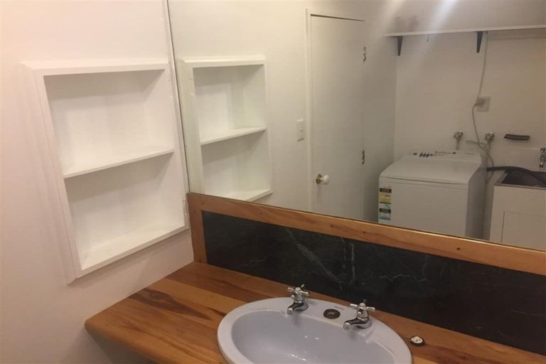 Photo of property in 3/10 Whaui Street, Vogeltown, Wellington, 6021