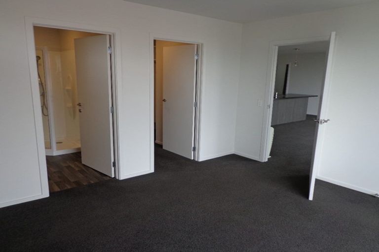 Photo of property in 1-2/10 Brunswick Street, Seaview, Timaru, 7910