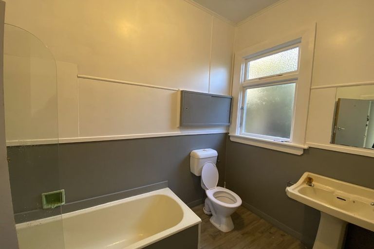 Photo of property in 33 Prince Albert Road, Saint Kilda, Dunedin, 9012