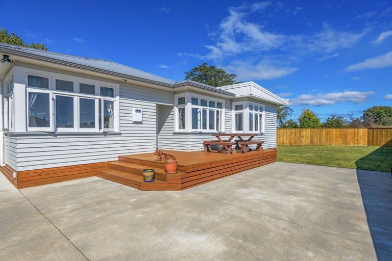 Photo of property in 8 Walton Street, Bulls, 4818