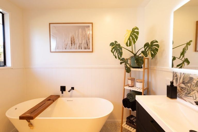 Photo of property in 7 Fyffe Avenue, Kaikoura, 7300