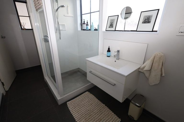 Photo of property in 10 Kiriwai Place, Matua, Tauranga, 3110