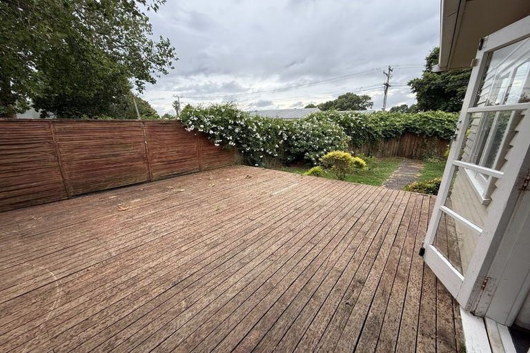 Photo of property in 14 Beatty Road, Pukekohe, 2120