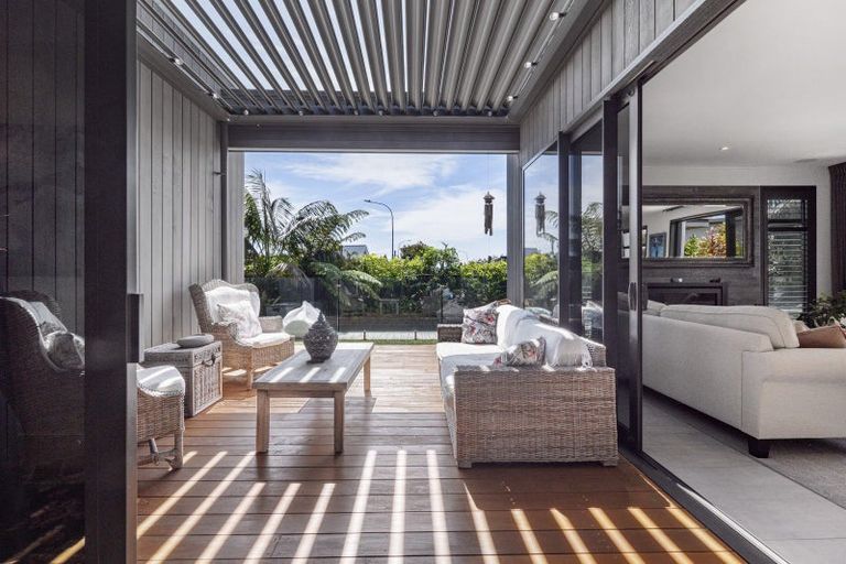 Photo of property in 563 Grenada Street, Papamoa Beach, Papamoa, 3118