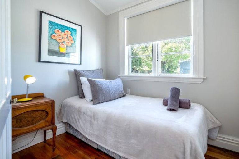 Photo of property in 28 Cork Street, Martinborough, 5711