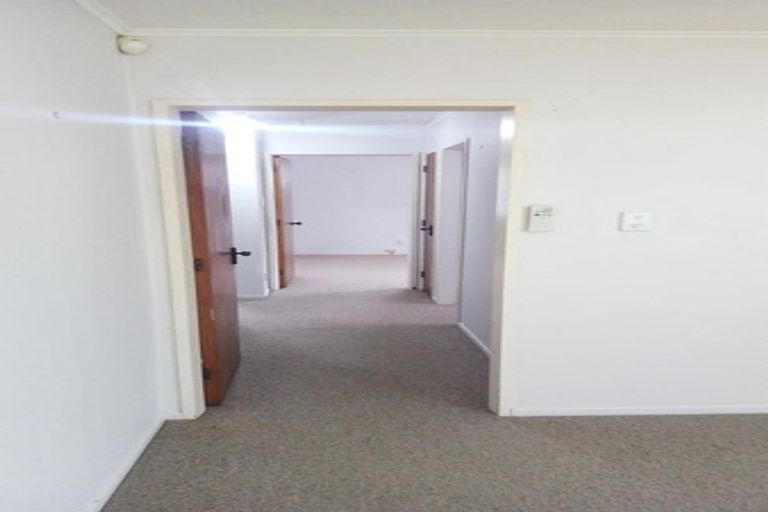 Photo of property in 22 Indiana Grove, Totara Park, Upper Hutt, 5018