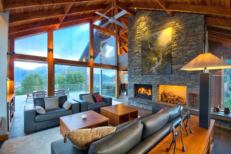 Photo of property in 673 Glenorchy-queenstown Road, Closeburn, Queenstown, 9371