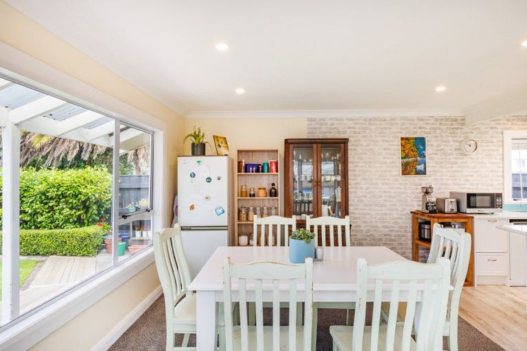 Photo of property in 442 College Street, Hokowhitu, Palmerston North, 4410