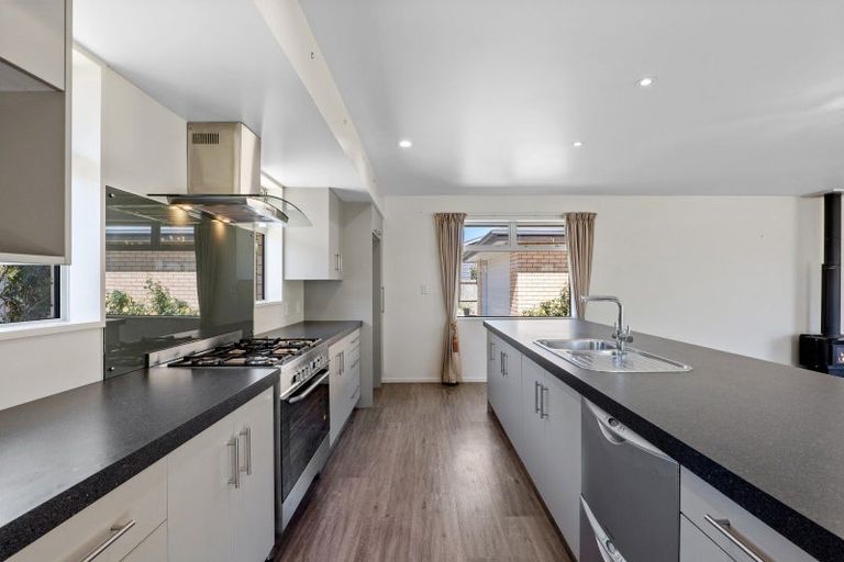 Photo of property in 8 Russell Street, Darfield, 7510