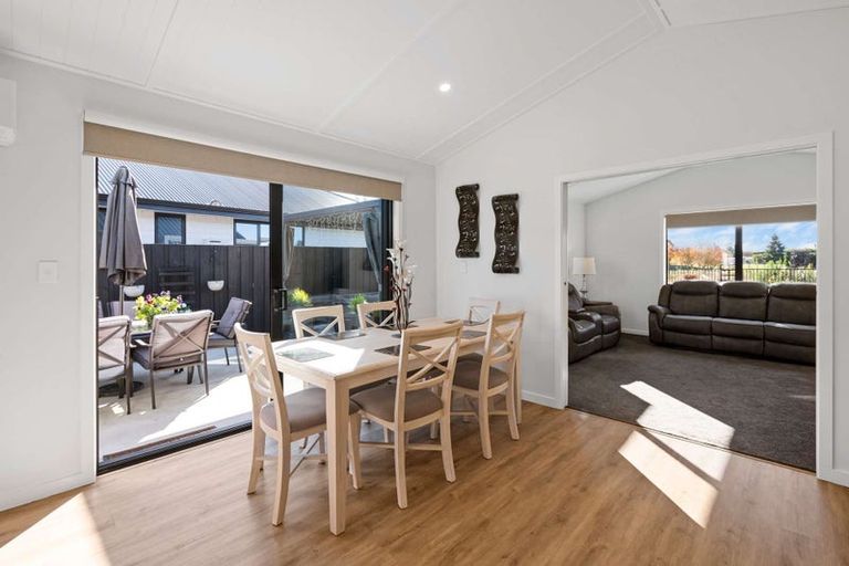 Photo of property in 21 Redhaven Rise, Netherby, Ashburton, 7700