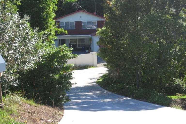Photo of property in 1/722 Beach Road, Browns Bay, Auckland, 0630