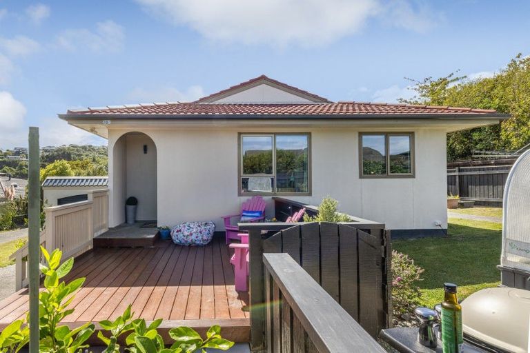 Photo of property in 1/39 Kinloch Place, Papakowhai, Porirua, 5024
