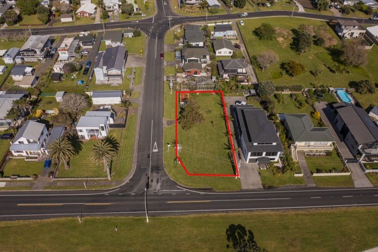 Photo of property in 76 Buffalo Beach Sh25 Road, Whitianga, 3510