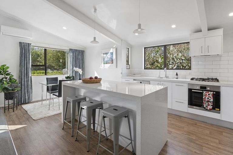 Photo of property in 12 Albert Street, Riverhead, 0820